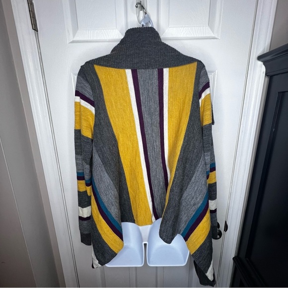 Stambecco Women’s Medium Gray Wool Knit Cardigan Sweater Top M Made In Italy - Picture 10 of 16